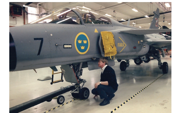 Figure 7. The author at an inspection of the central equipment bay of the JAS39 Gripen. (photo Pia Ericson FMV T&E) 